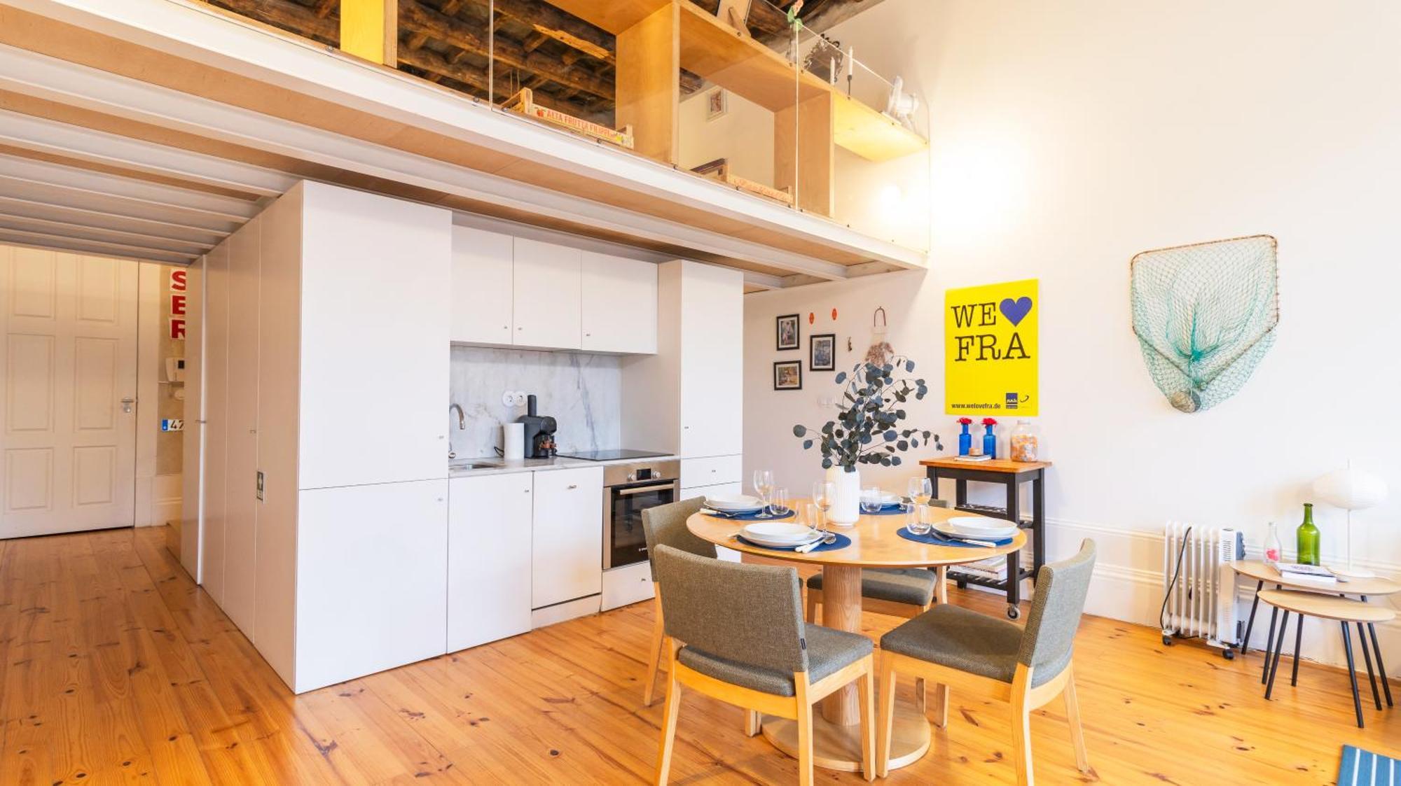Eccentric Mouzinho Mezzanine By Lovelystay 波尔图 外观 照片